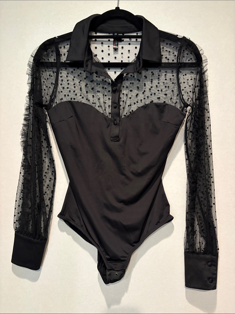 Thistle and Spire - Meserole Polka dot mesh long sleeve bodysuit. Small. Black - Picture 2 of 14